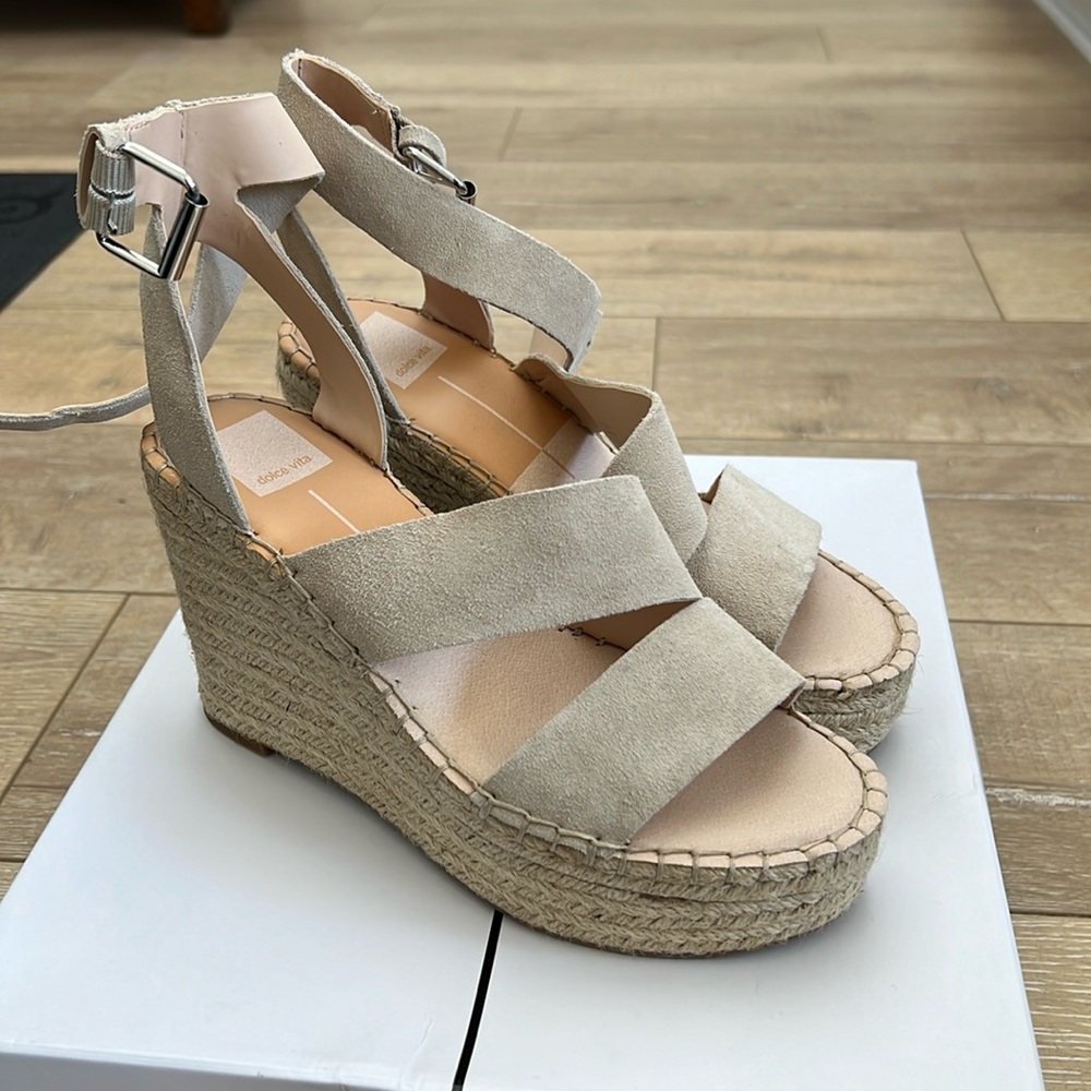 NWT Dolce Vida Sandal Wedges